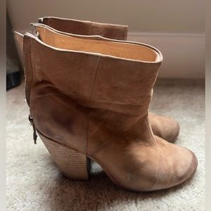 Rag and bone classic newbury suede booties - size 36